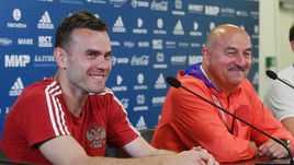 Игорь АКИНФЕЕВ и Станислав ЧЕРЧЕСОВ.