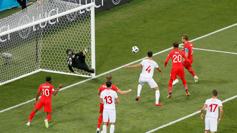 Харри КЕЙН открывает счет. Фото REUTERS Харри КЕЙН открывает счет. Фото REUTERS