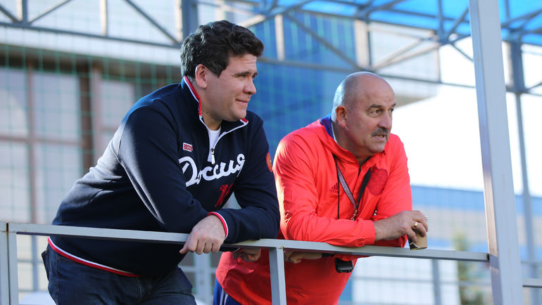 15 июня. Новогорск. Денис МАЦУЕВ и Станислав ЧЕРЧЕСОВ. Фото Константин РЫБИН, РФС 15 июня. Новогорск. Денис МАЦУЕВ и Станислав ЧЕРЧЕСОВ. Фото Константин РЫБИН, РФС