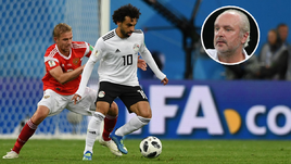 Вторник. Санкт-Петербург. Россия - Египет - 3:1. Юрий ГАЗИНСКИЙ (слева) против Мохамеда САЛАХА.