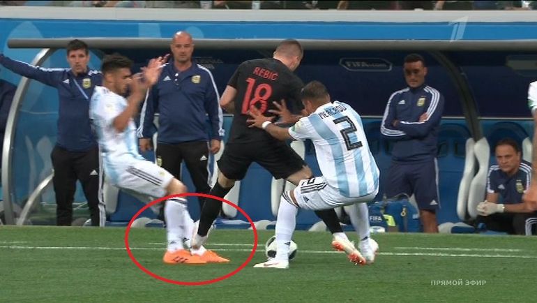39-я минута матча Аргентина - Хорватия. 39-я минута матча Аргентина - Хорватия.