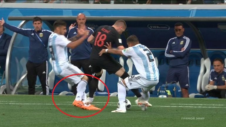 39-я минута матча Аргентина - Хорватия. 39-я минута матча Аргентина - Хорватия.