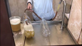 Болельщики Уругвая пьют Жигулевское и ставят на 1:1