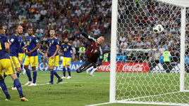 Суббота. Сочи. Германия - Швеция - 2:1. 90+5-я минута. Гол Тони Крооса (за кадром).