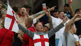 Фанаты сборной Англии на ЧМ-2018. Не все из них ведут себя прилично.