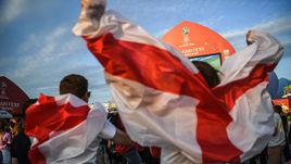 Не все английские фанаты достойно ведут себя в России во время ЧМ-2018.