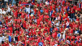 Сегодня. Нижний Новгород. Англия – Панама – 6:1. Панамские болельщики празднуют первый гол сборной на чемпионатах мира.