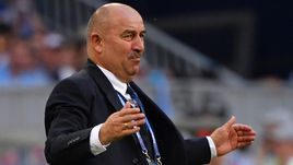 Понедельник. Самара. Уругвай - Россия - 3:0. Станислав ЧЕРЧЕСОВ.