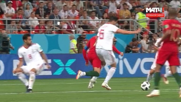 Момент с падением Криштиану Роналду. Момент с падением Криштиану Роналду.