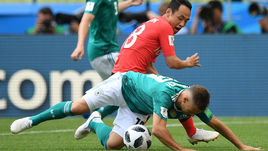 Среда. Казань. Корея - Германия - 2:0. Джошуа КИММИХ - в партере. Как и вся его команда.