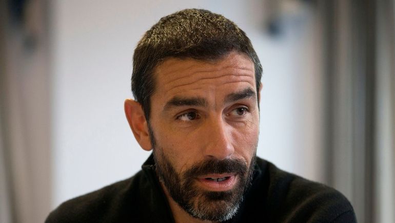 Робер ПИРЕС. Фото Daily Mirror Робер ПИРЕС. Фото Daily Mirror