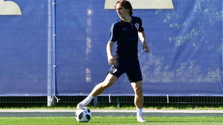 28 июня. Санкт-Петербург. Лука МОДРИЧ. Фото AFP 28 июня. Санкт-Петербург. Лука МОДРИЧ. Фото AFP