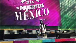 Покойница поет Besame mucho 