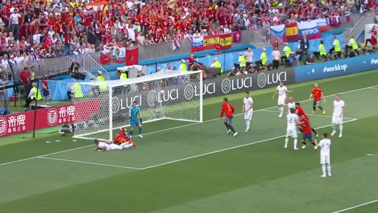 Испания - Россия: первый гол. Испания - Россия: первый гол.