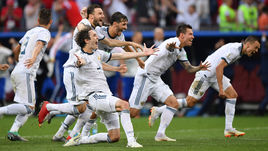 Воскресенье. Москва. Лужники. Испания - Россия - 1:1, пенальти - 3:4. Мы - в четвертьфинале!