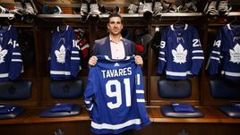 Джон ТАВАРЕС.