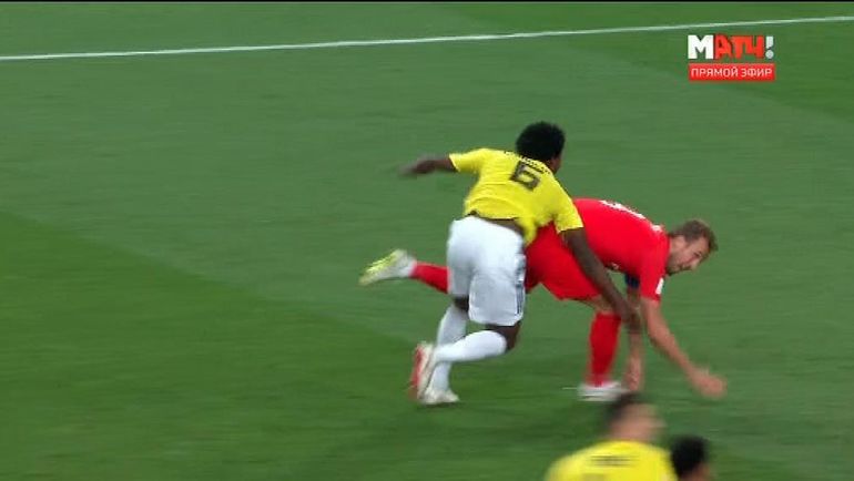54-я минута матча Колумбия – Англия. 54-я минута матча Колумбия – Англия.
