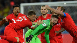 Вторник. Москва. Тушино. Колумбия - Англия - 1:1, пенальти - 3:4. Джордан ПИКФОРД отразил удар Карлоса Бакки в серии пенальти и стал одним из героев встречи.