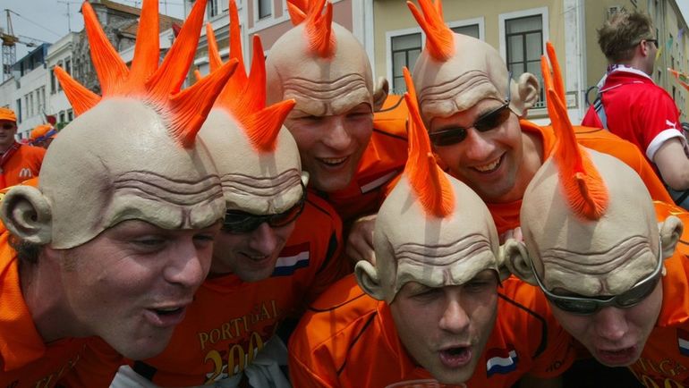 Голландские болельщики. Фото REUTERS Голландские болельщики. Фото REUTERS