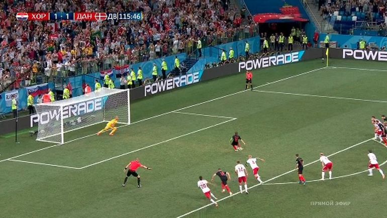 Так Каспер Шмайхель отразил пенальти в дополнительное время матча Дании с Хорватией. Так Каспер Шмайхель отразил пенальти в дополнительное время матча Дании с Хорватией.