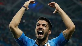 Луис СУАРЕС.