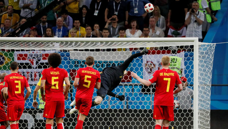 Невероятный сэйв Тибо КУРТУА в концовке матча. Фото AFP Невероятный сэйв Тибо КУРТУА в концовке матча. Фото AFP