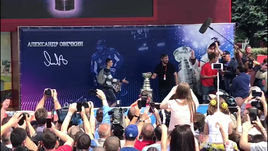 Овечкин привез Кубок Стэнли в Москву. Как это было