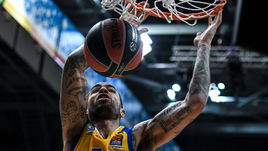 Экс-игрок "Химок" Тайлер ХАНИКАТТ был убит в перестрелке с полицией.