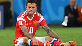 Суббота. Сочи. Россия - Хорватия - 2:2, пенальти - 3:4. Федор СМОЛОВ.