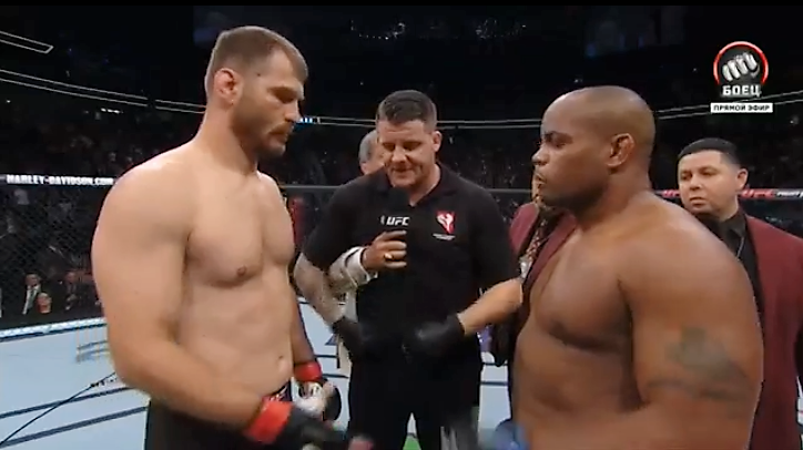 Даниэль КОРМЬЕ vs. Стипе МИОЧИЧ. Даниэль КОРМЬЕ vs. Стипе МИОЧИЧ.