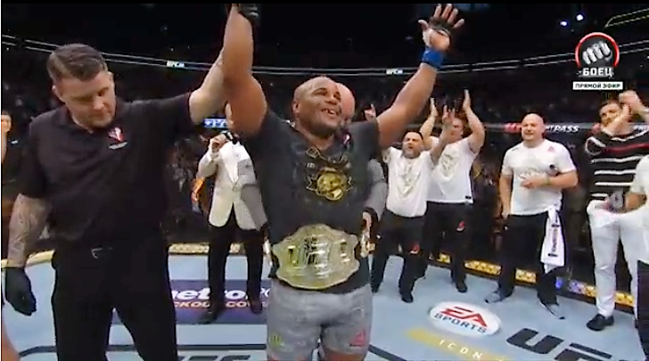 Даниэль КОРМЬЕ vs. Стипе МИОЧИЧ. Даниэль КОРМЬЕ vs. Стипе МИОЧИЧ.