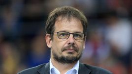 Хайо ЗЕППЕЛЬТ.