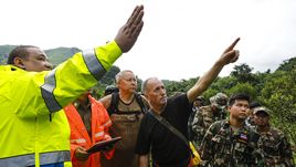 Спасательные работы в Таиланде.