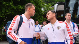 Артем ДЗЮБА и Эдуард БЕЗУГЛОВ.