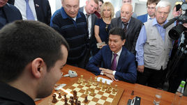 Кирсан ИЛЮМЖИНОВ.