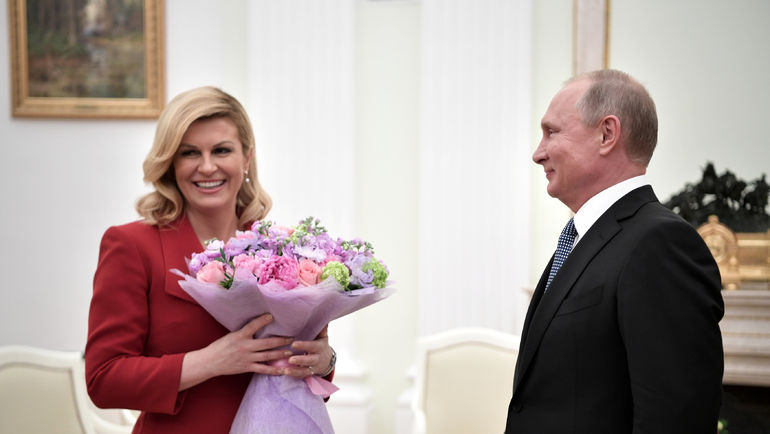 Колинда ГРАБАР-КИТАРОВИЧ и Владимир ПУТИН. Фото REUTERS Колинда ГРАБАР-КИТАРОВИЧ и Владимир ПУТИН. Фото REUTERS