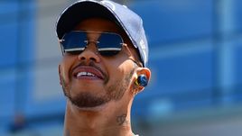 Льюис ХЭМИЛТОН.