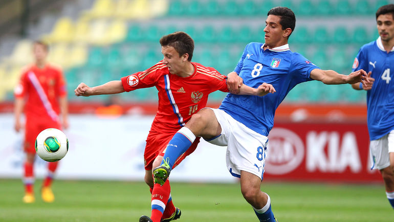 Александр ГОЛОВИН в матче за юношескую сборную России. Фото Михаил ШАПАЕВ, РФС Александр ГОЛОВИН в матче за юношескую сборную России. Фото Михаил ШАПАЕВ, РФС