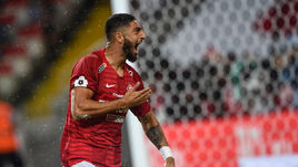 28 июля. Москва. "Спартак" - "Оренбург" - 1:0. Самюэль ЖИГО принес победу красно-белым в первом официальном матче за клуб.