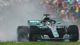 "Гран-при Венгрии". Хэмилтон - первый