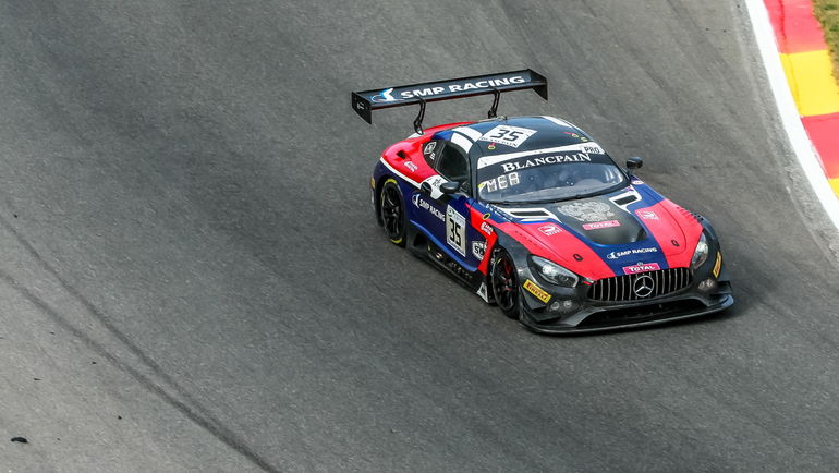 Днем Алешин выбрался на 11-ю позицию. Петров и его партнеры отстали не сильно. Днем Алешин выбрался на 11-ю позицию. Петров и его партнеры отстали не сильно.