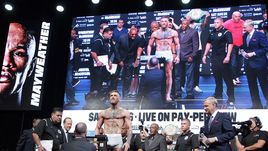 Конор МАКГРЕГОР провел на T-Mobile Arena в Лас-Вегасе знаменитый бой по правилам бокса против Флойда Мейвезера.