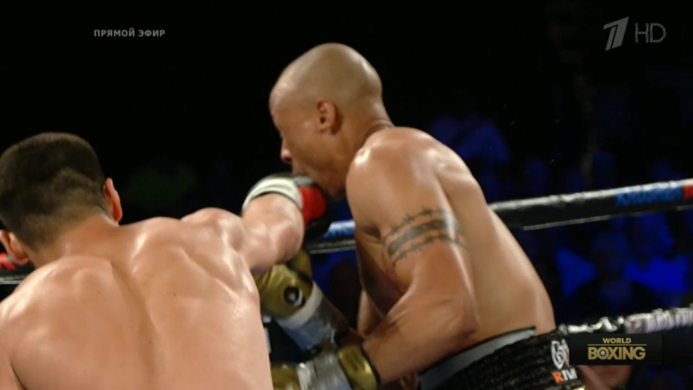 Дмитрий БИВОЛ и Айзек ЧИЛЕМБА. Дмитрий БИВОЛ и Айзек ЧИЛЕМБА.