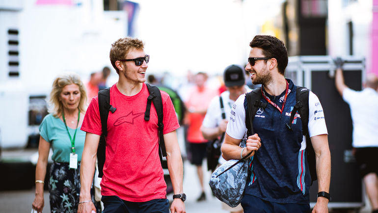 Сергей СИРОТКИН и Том КЛАРК. Фото Евгений САФРОНОВ Сергей СИРОТКИН и Том КЛАРК. Фото Евгений САФРОНОВ