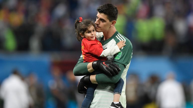 Тибо КУРТУА с дочерью Адрианой. Фото AFP Тибо КУРТУА с дочерью Адрианой. Фото AFP