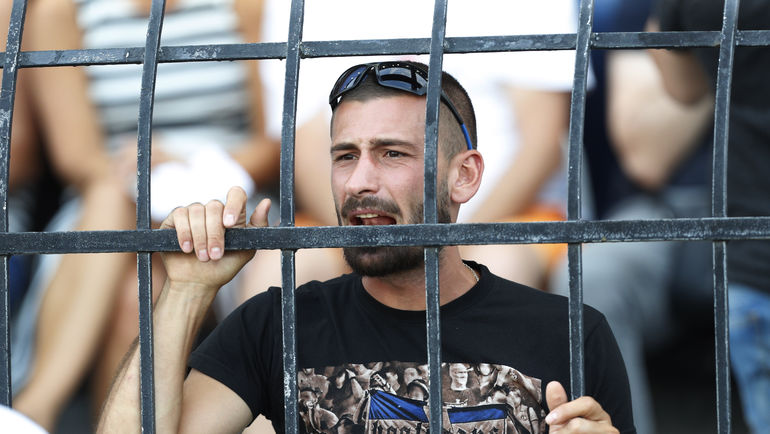 Фанаты ПАОК. Фото REUTERS Фанаты ПАОК. Фото REUTERS