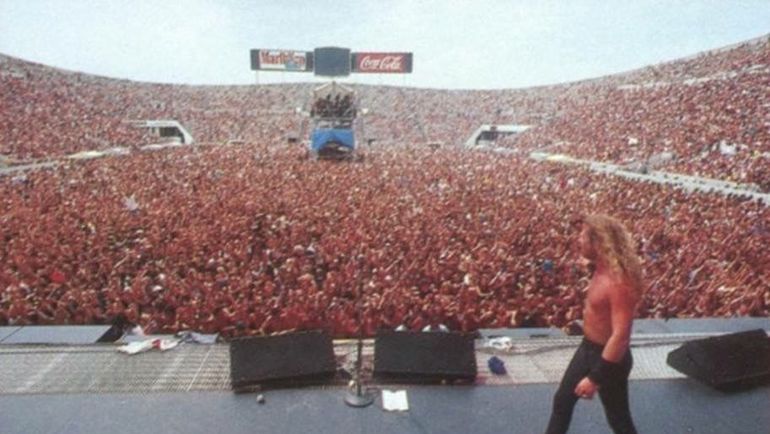 Концерт группы Metallica в Москве. 1991 год. Концерт группы Metallica в Москве. 1991 год.