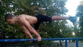 Воркаут как альтернатива единоборствам. Участник конкурса "Столица силы" – о том, как держать себя в форме