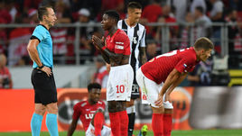 Вторник. Москва. "Спартак" - ПАОК - 0:0. Красно-белые не смогли выйти в основной турнир Лиги чемпионов.