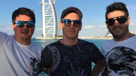 Лионель МЕССИ (в центре) с братьями.